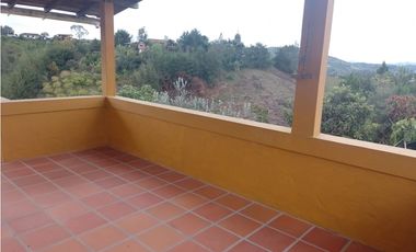 FINCA SAN VICENTE, ANTIOQUIA A 2 KM DEL PUEBLO