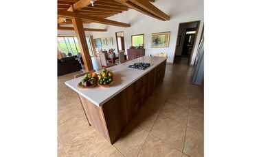 VENTA DE FINCA, MARINILLA, ANTIOQUIA