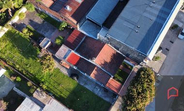 VENDE casa 10x40 Mariano Moreno