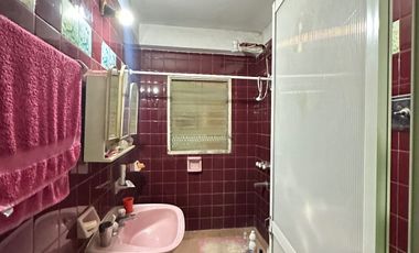 VENDE casa 10x40 Mariano Moreno