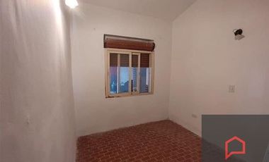 VENDE casa 10x40 Mariano Moreno