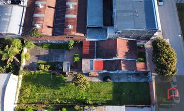 VENDE casa 10x40 Mariano Moreno