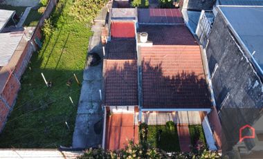 VENDE casa 10x40 Mariano Moreno