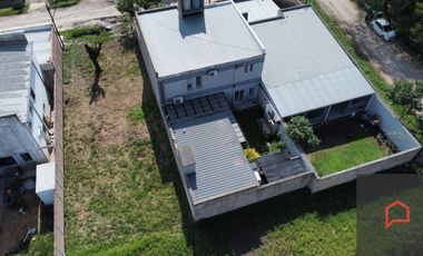 VENDE casa nueva Barrio La Floresta