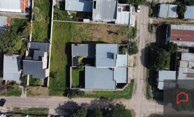 VENDE casa nueva Barrio La Floresta