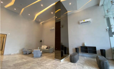 SE ALQUILA  BELLO APARTAMENTO EN LA CRESTA