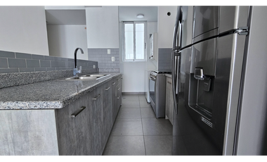 SE ALQUILA  APARTAMENTO EN LA CRESTA