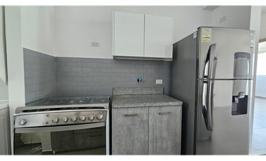 SE ALQUILA  APARTAMENTO EN LA CRESTA