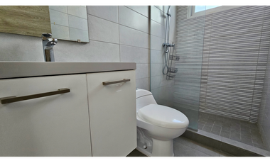 SE ALQUILA  APARTAMENTO EN LA CRESTA