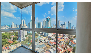 SE ALQUILA  APARTAMENTO EN LA CRESTA