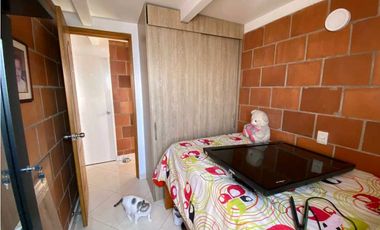 VENDO APARTAMENTO ROBLEDO