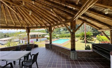 HERMOSA  FINCA  CAFETERA  CAP  24 PAX   - TREBOL  -