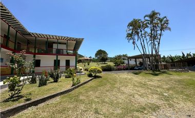 HERMOSA  FINCA  CAFETERA  CAP  24 PAX   - TREBOL  -
