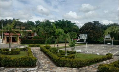 SE VENDE LOTE CONDOMINIO CALIFORNIA / MONIQUIRA BOYACA