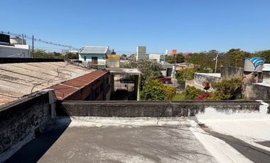 VENDE propiedad 15x35 en pleno centro