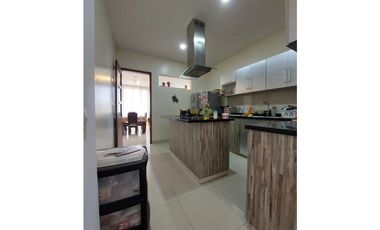 VENDE APARTAMENTO EN EL BARRIO EL RECREO EN MONTERIA