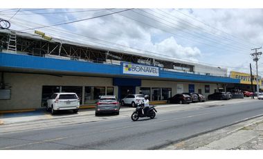 Se Vende Local en Av Santa Elena