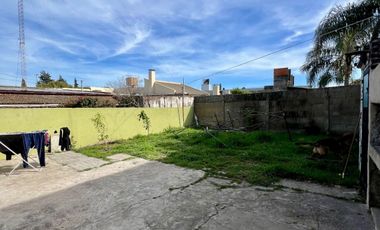 Casa en venta c/ cochera en Gualeguaychú