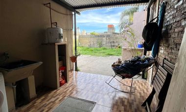 Casa en venta c/ cochera en Gualeguaychú