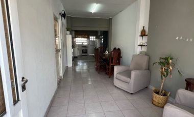 Casa en venta c/ cochera en Gualeguaychú
