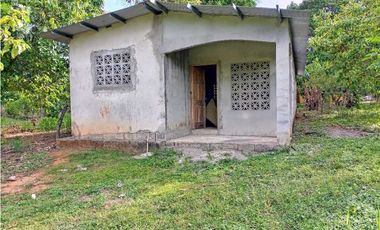 Ganga! En venta terreno con casa en Las Lomas, David