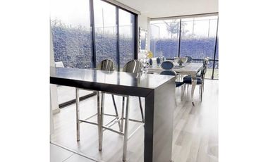 Arriendo casa en Cota Vila Style