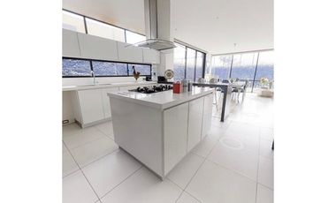 Arriendo casa en Cota Vila Style