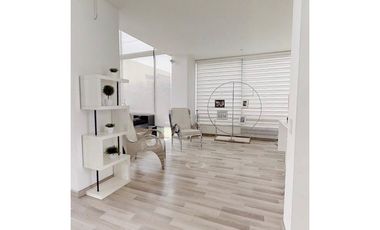 Arriendo casa en Cota Vila Style