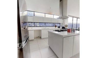 Arriendo casa en Cota Vila Style