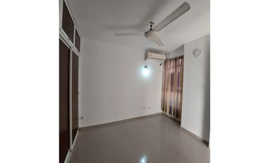 APARTAMENTO EN VENTA EN CONJUNTO