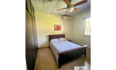 Alquilo casa full amoblada en La Fontana, David! Negociable