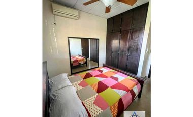 Alquilo casa full amoblada en La Fontana, David! Negociable