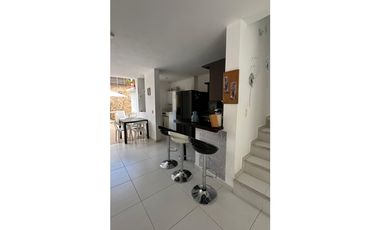 VENTA CABAÑA EN UNIDAD CERRADA, SAN JERONIMO. ANT