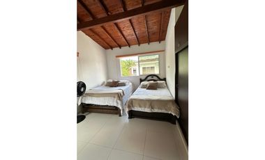 VENTA CABAÑA EN UNIDAD CERRADA, SAN JERONIMO. ANT