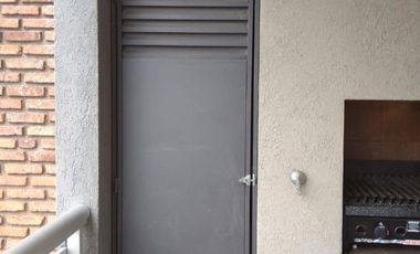 Impecable departamento 3 ambientes con cochera en Lanús