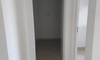 Impecable departamento 3 ambientes con cochera en Lanús