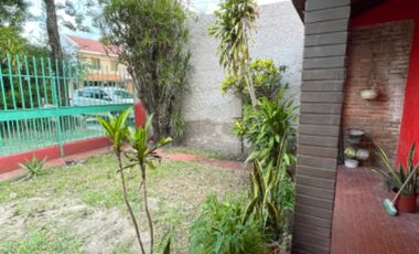 VENDE casa Barrio San Martín Centro 10x40
