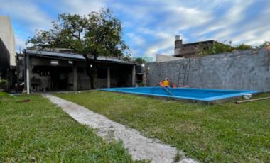 VENDE casa Barrio San Martín Centro 10x40