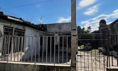 VENDE casa 10x30 Barrio San Pedro