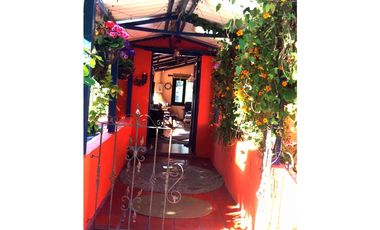 VENDO O ARRIENDO HERMOSA CASA CAMPESTRE VA A LA CALERA