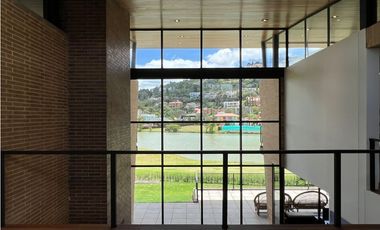 ESPECTACULAR CASA CAMPESTRE VISTA AL LAGO APOSENTOS