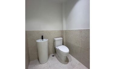 ALQUILER OFICINA AMOBLADA COSTA DEL ESTE