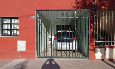 Casa 2 dor. c/cochera Güemes al 300 (B° Floresta, entre Piedras y Gral. Paz)