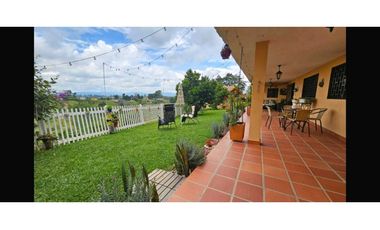 Finca en venta Marilla, con apartamento independiente