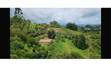 Finca en venta Marilla, con apartamento independiente