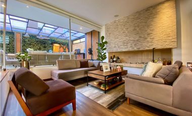 CASA EN VENTA VILLA DE LOS PINOS