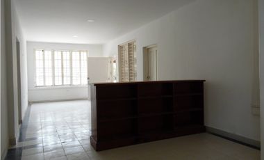 CASA COMERCIAL EN ALQUILER EL PRADO SANTA MARTA