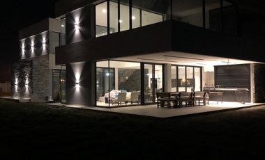 Casa Alquiler Anual Terralagos - Unica - Categoria Canning