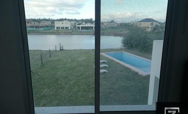 Casa En Alquiler Anual Vista A La Laguna - Canning