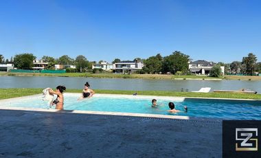 Casa en venta Barrio Terralagos  Canning